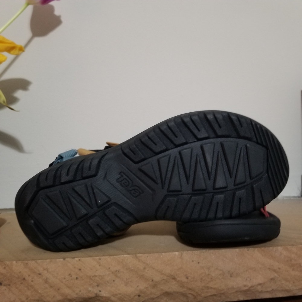 NEW! Teva Hurricane XLT2 Red And Tan Adventure Sandals Sz 11 NWT - Picture 10 of 12